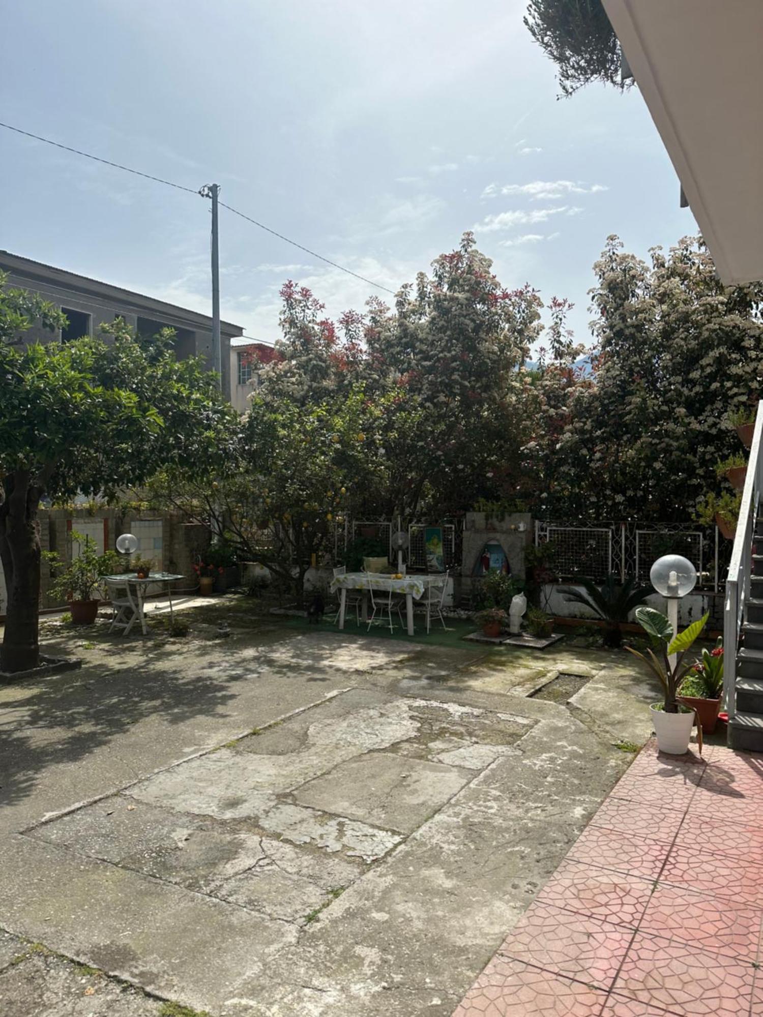 In Famiglia Apartment And Rooms For Pompei, Amalfi, Sorrento And Salerno Sant'Egidio del Monte Albino Zewnętrze zdjęcie